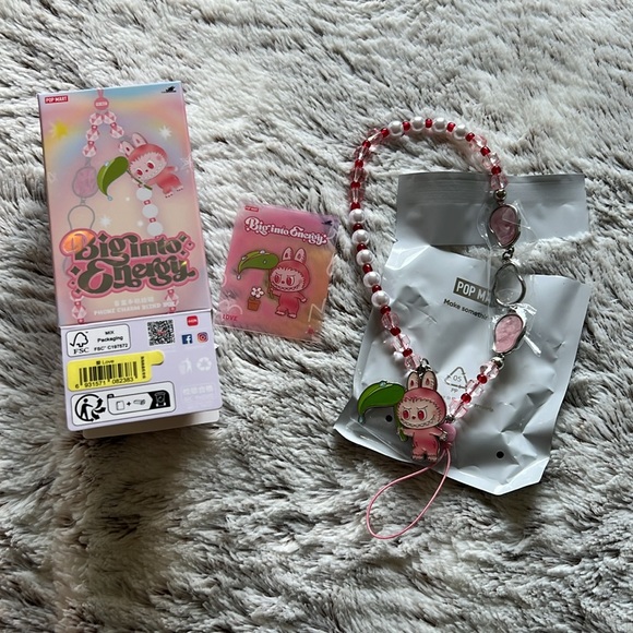 Pop Mart The Monsters LABUBU big into energy Love phone charm - Picture 2 of 4